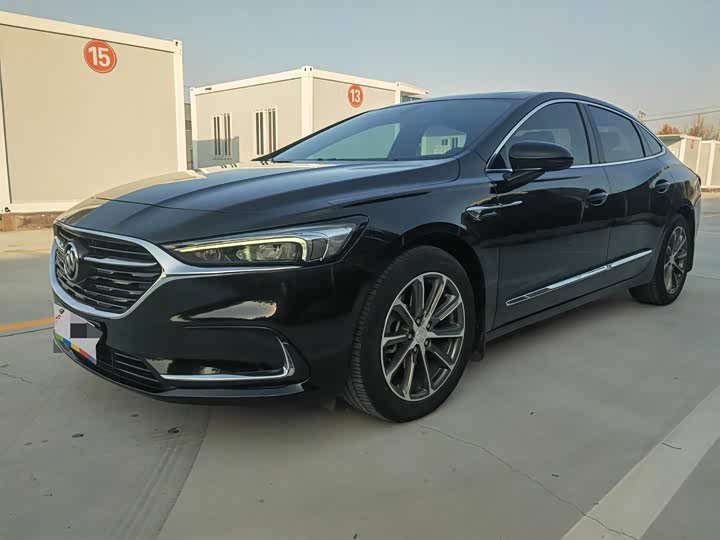 Фото 1 - Buick LaCrosse