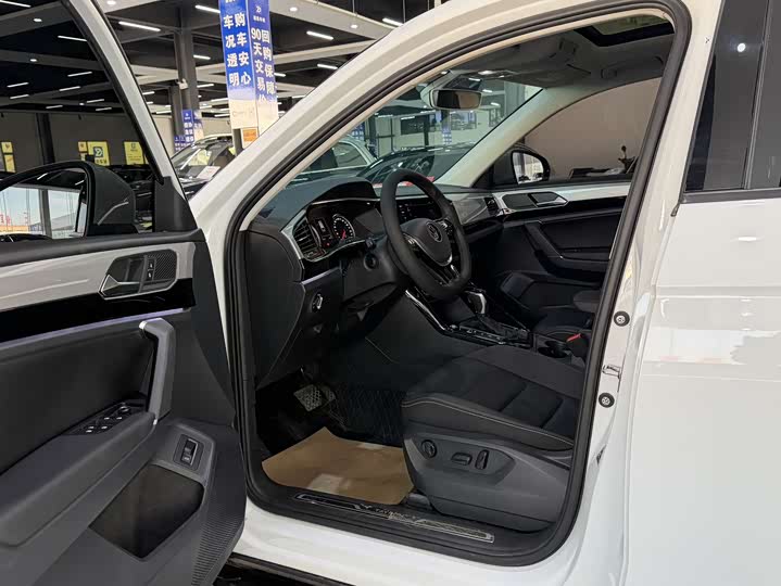 Фото 4 - Volkswagen Tayron