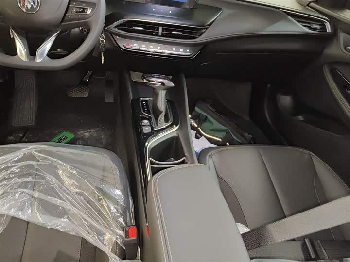 Фото 14 - Buick Verano