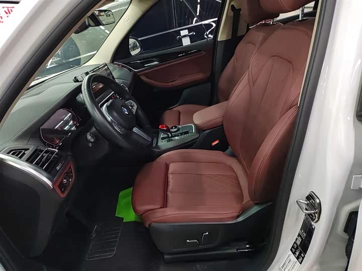 Фото 15 - BMW X3