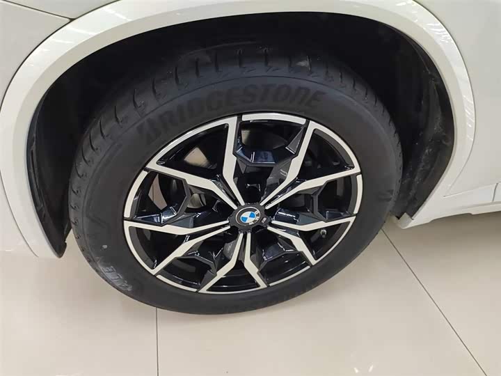 Фото 23 - BMW X3