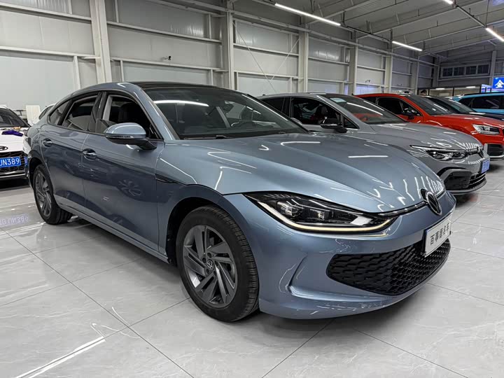 Фото 3 - Volkswagen Lamando L