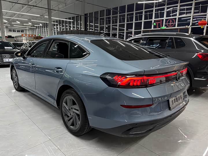 Фото 7 - Volkswagen Lamando L