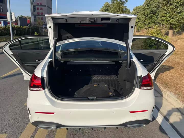 Фото 14 - Mercedes-Benz A-Class