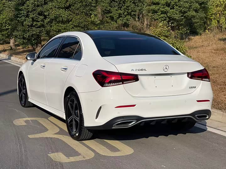 Фото 6 - Mercedes-Benz A-Class