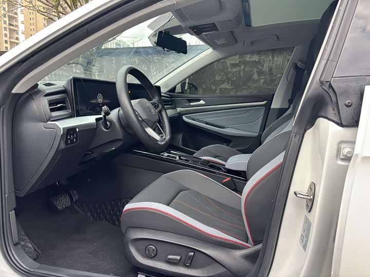 Фото 4 - Volkswagen Lamando L