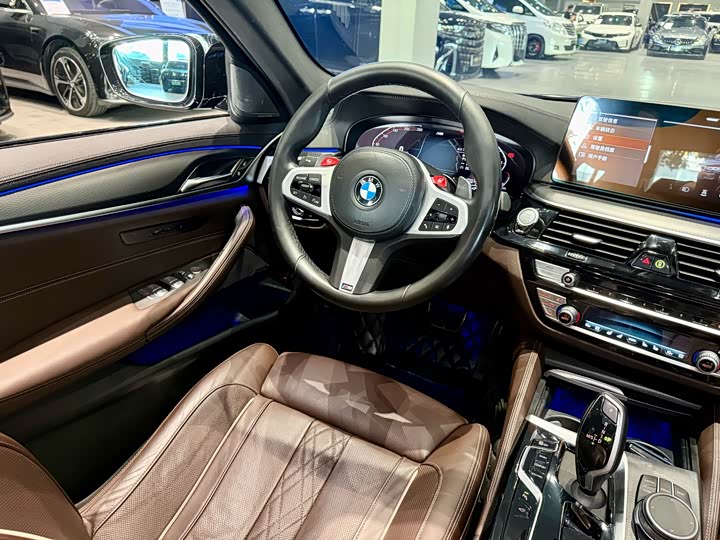 Фото 11 - BMW 5 Series