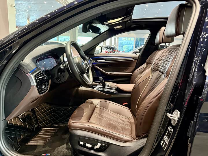 Фото 4 - BMW 5 Series