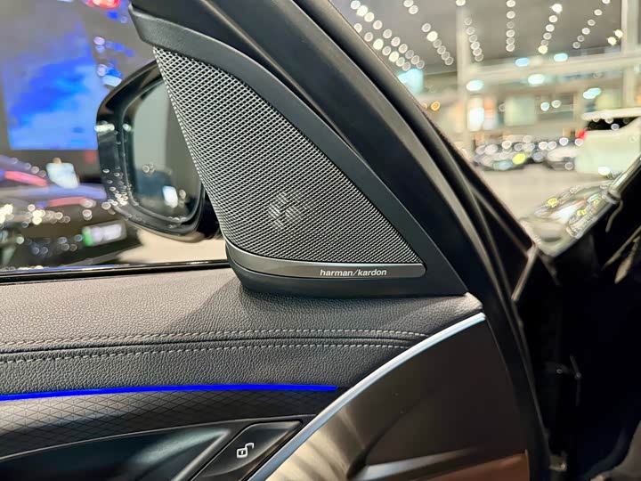 Фото 7 - BMW 5 Series