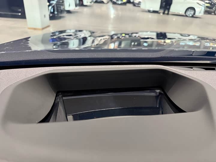 Фото 8 - BMW 5 Series