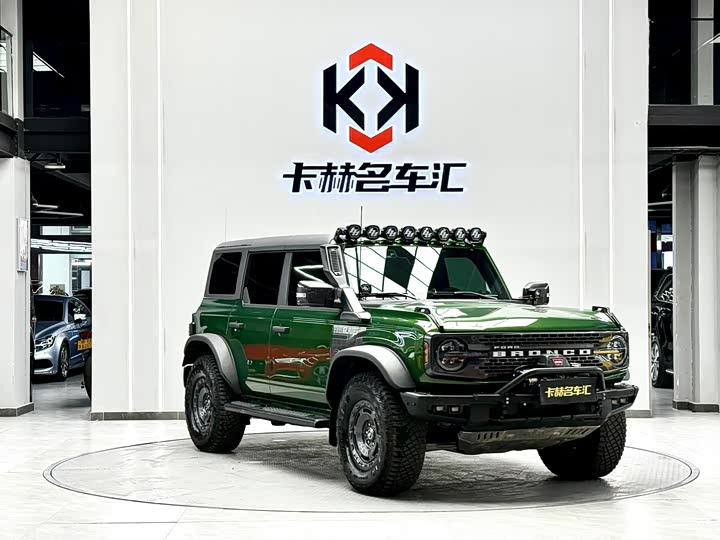 Фото 3 - Ford Bronco