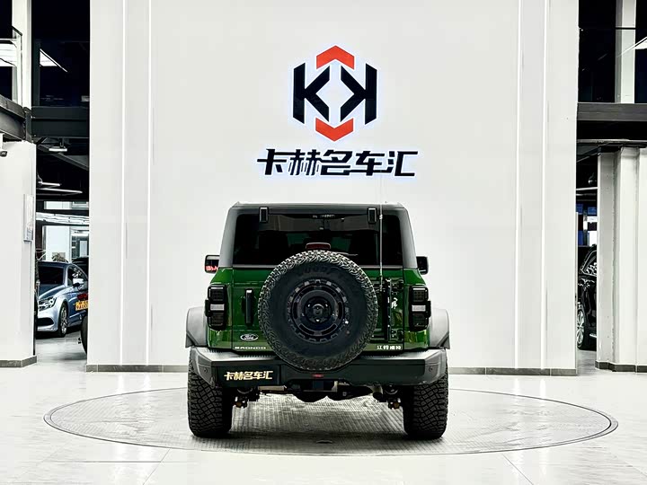 Фото 5 - Ford Bronco