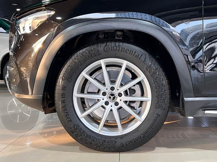 Фото 10 - Mercedes-Benz GLE-Class