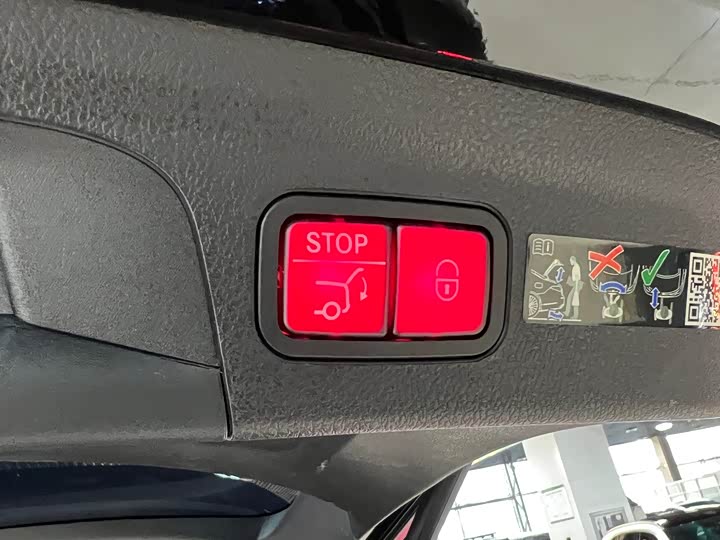 Фото 26 - Mercedes-Benz GLE-Class