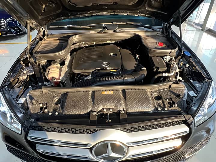 Фото 28 - Mercedes-Benz GLE-Class