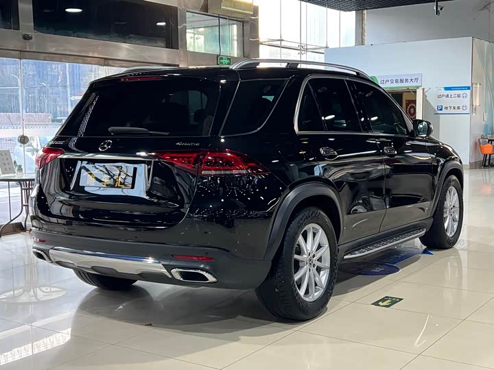 Фото 4 - Mercedes-Benz GLE-Class