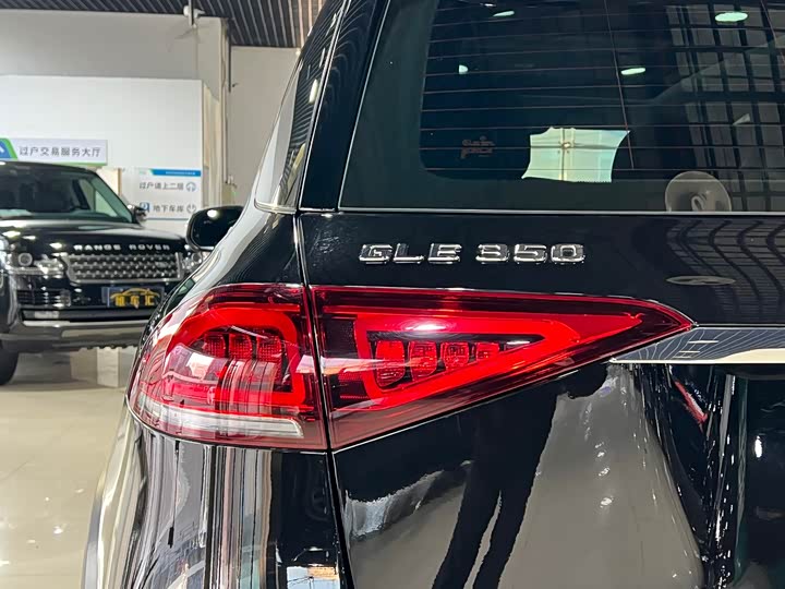 Фото 9 - Mercedes-Benz GLE-Class