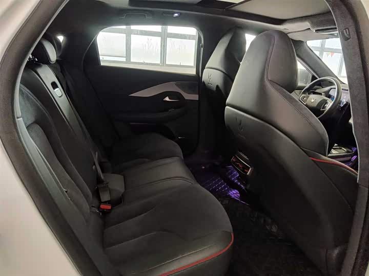 Фото 8 - BAIC Arcfox Alpha S