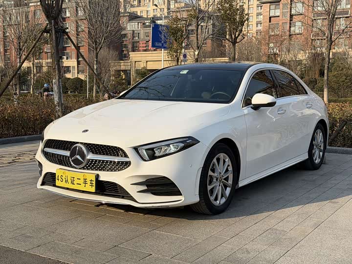 Фото 1 - Mercedes-Benz A-Class