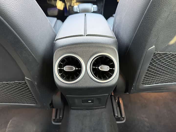 Фото 13 - Mercedes-Benz A-Class