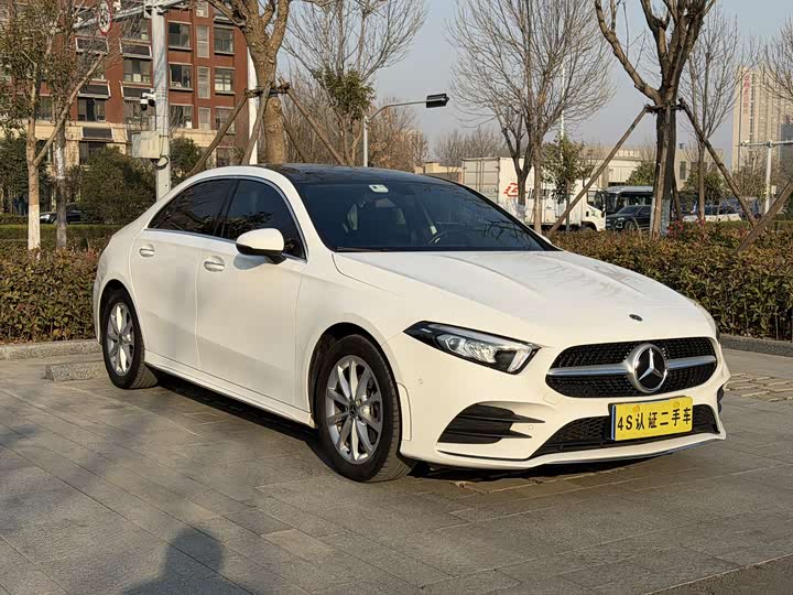 Фото 3 - Mercedes-Benz A-Class