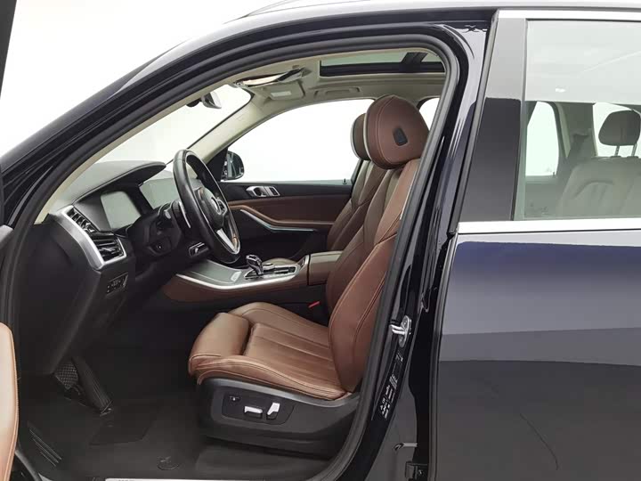 Фото 10 - BMW X5