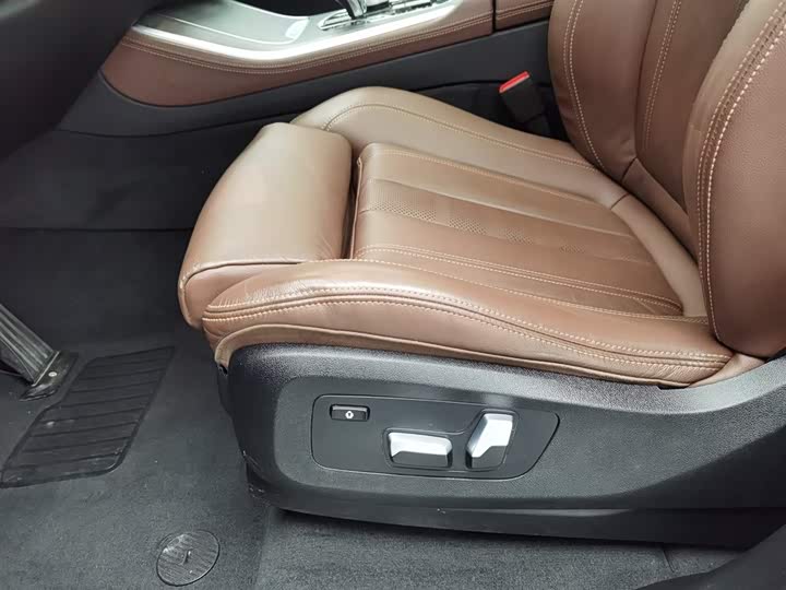 Фото 20 - BMW X5