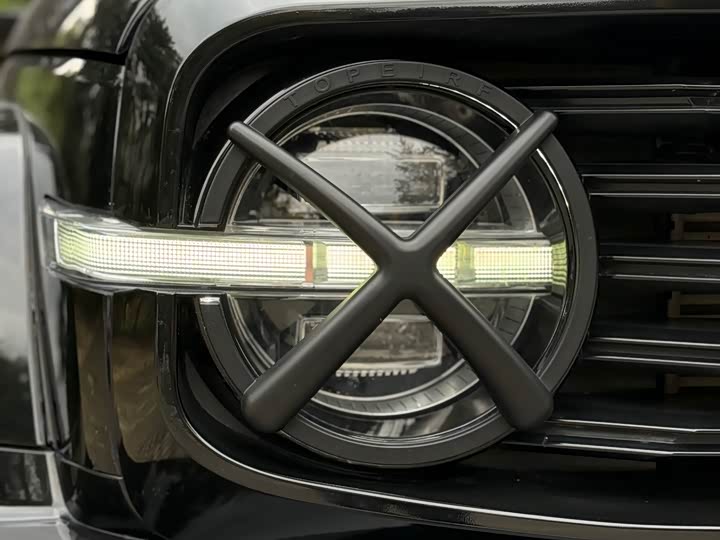 Фото 6 - Tank 300