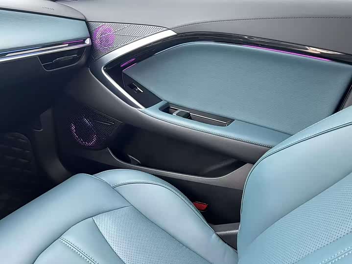 Фото 10 - MG Motor 7