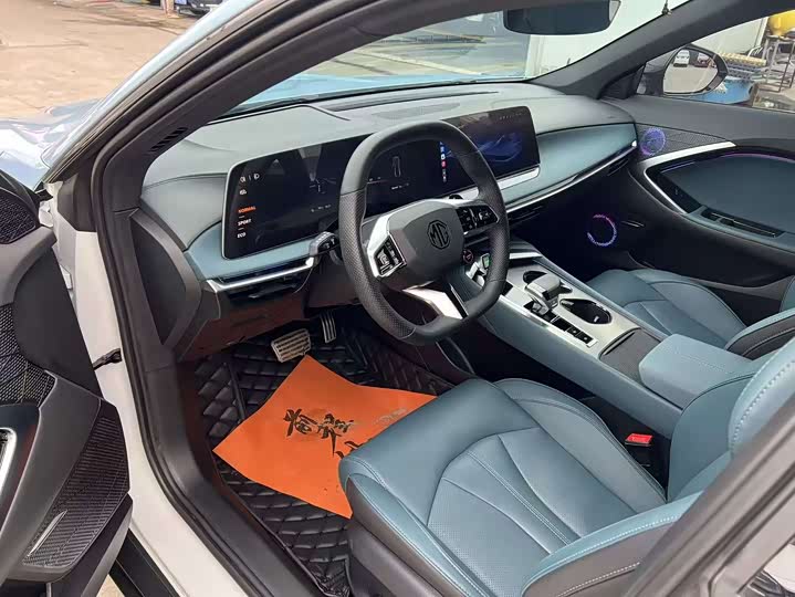 Фото 7 - MG Motor 7