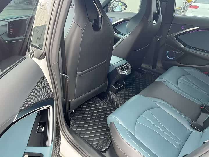 Фото 8 - MG Motor 7