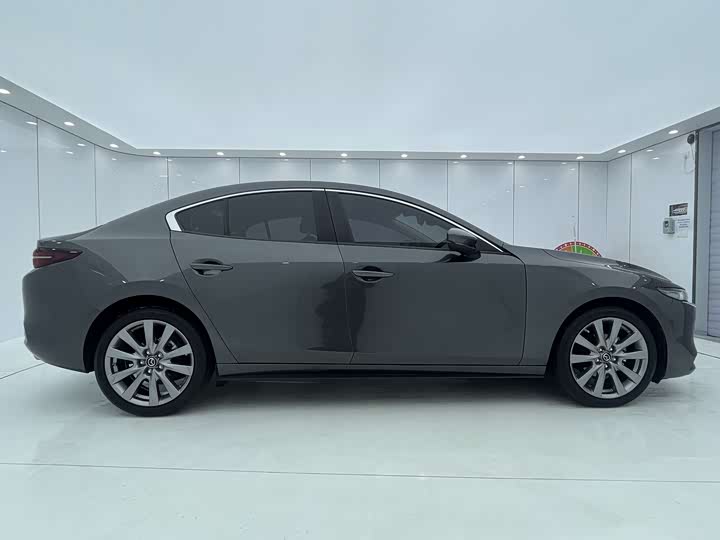 Фото 11 - Mazda 3 (Axela)