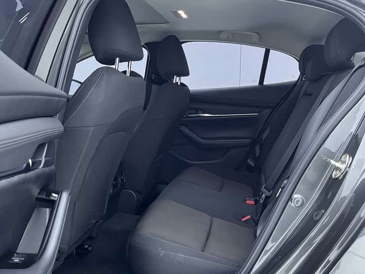 Фото 17 - Mazda 3 (Axela)