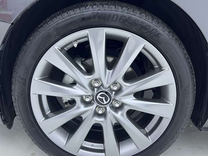 Фото 20 - Mazda 3 (Axela)