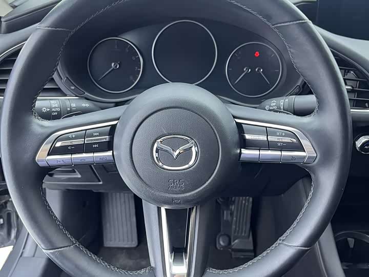 Фото 6 - Mazda 3 (Axela)