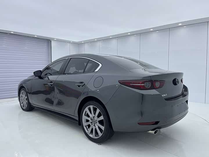 Фото 9 - Mazda 3 (Axela)