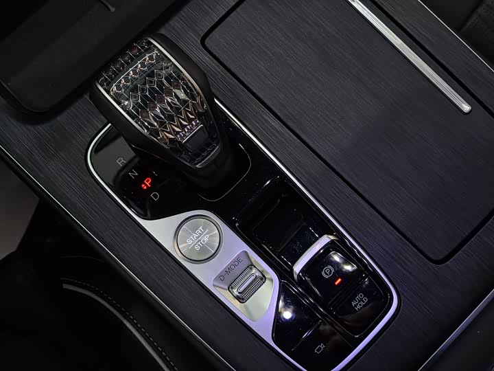 Фото 7 - GAC Trumpchi GS8