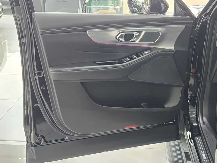 Фото 8 - GAC Trumpchi GS8