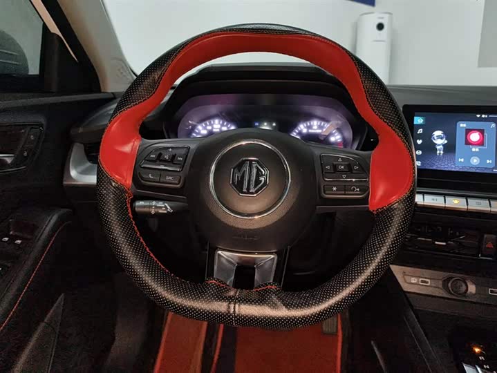 Фото 15 - MG Motor 5