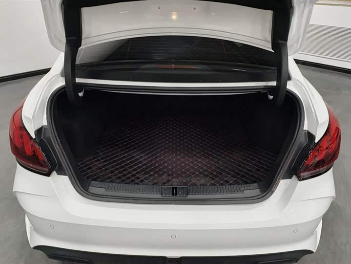 Фото 4 - MG Motor 5