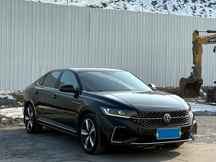 Фото 3 - Volkswagen Passat