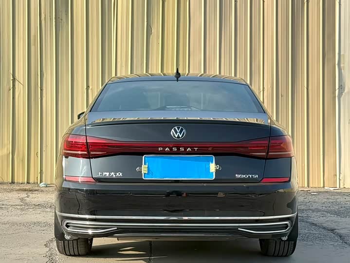 Фото 8 - Volkswagen Passat