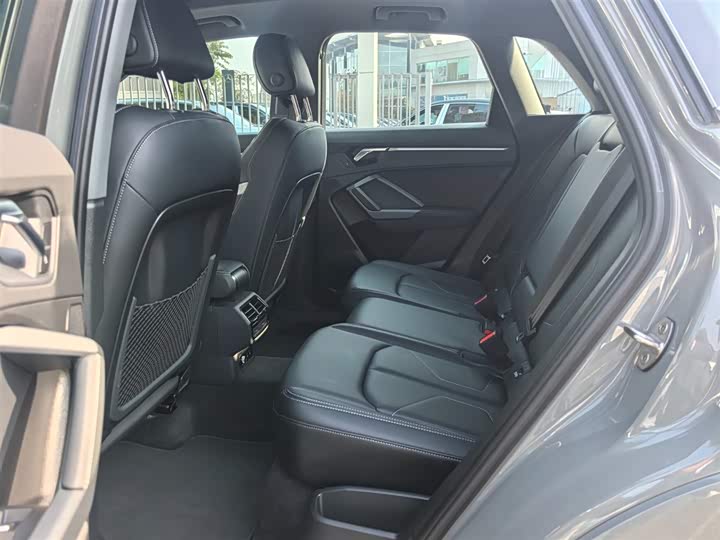 Фото 12 - Audi Q3