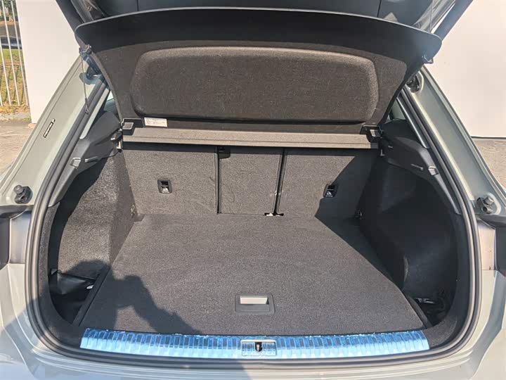 Фото 18 - Audi Q3