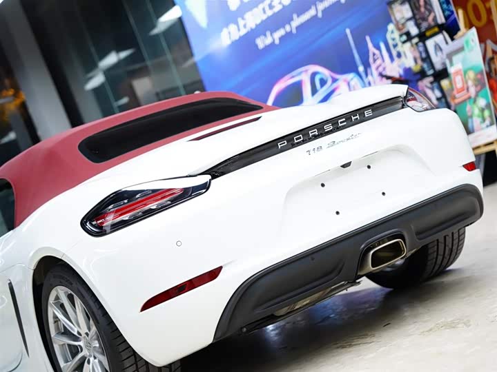 Фото 3 - Porsche 718