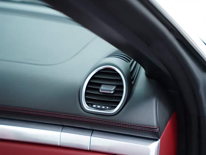 Фото 45 - Porsche 718