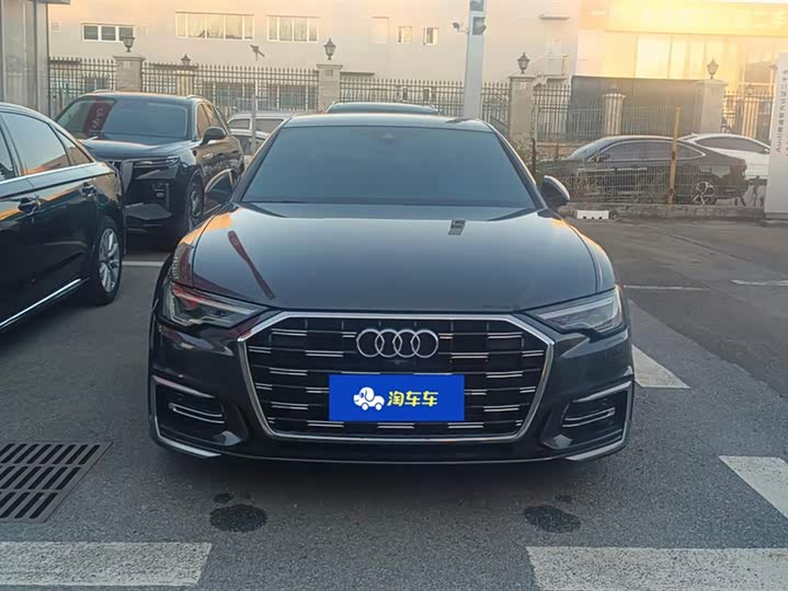 Фото 2 - Audi A6L