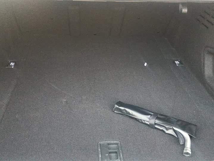 Фото 4 - Audi A6L