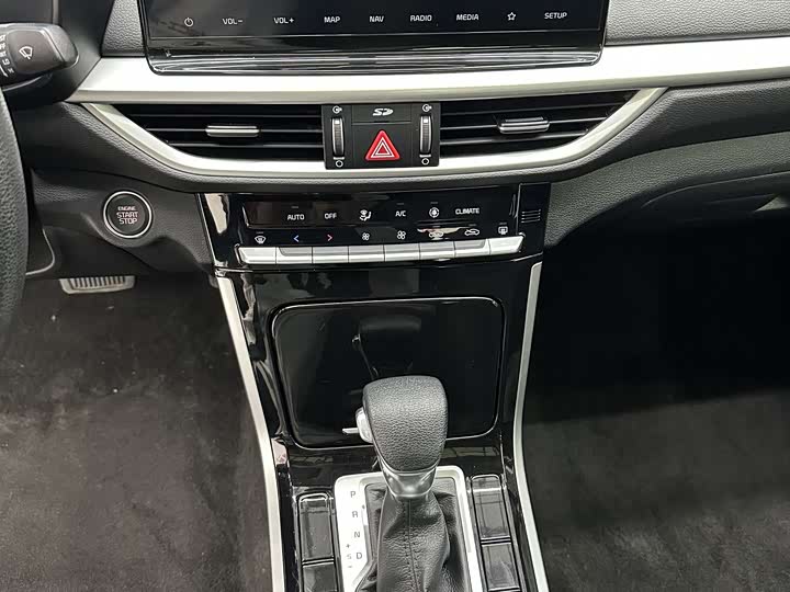 Фото 13 - Kia K3