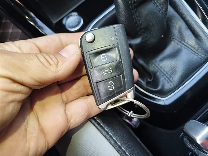 Фото 11 - Volkswagen Tacqua